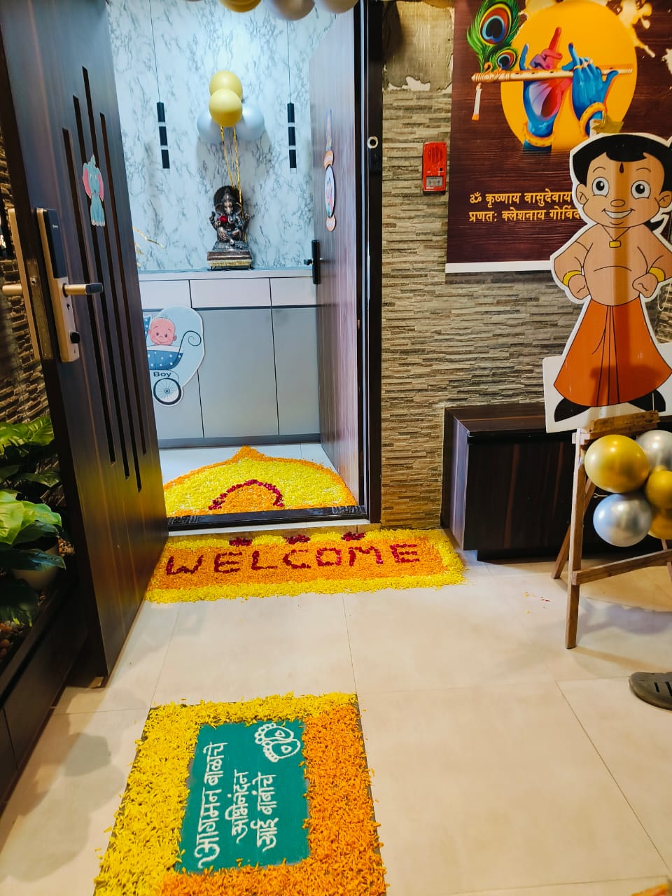 Grand "Welcome Baby" Home Entry Decor – Floral Aisle & Character Balloon Pillars